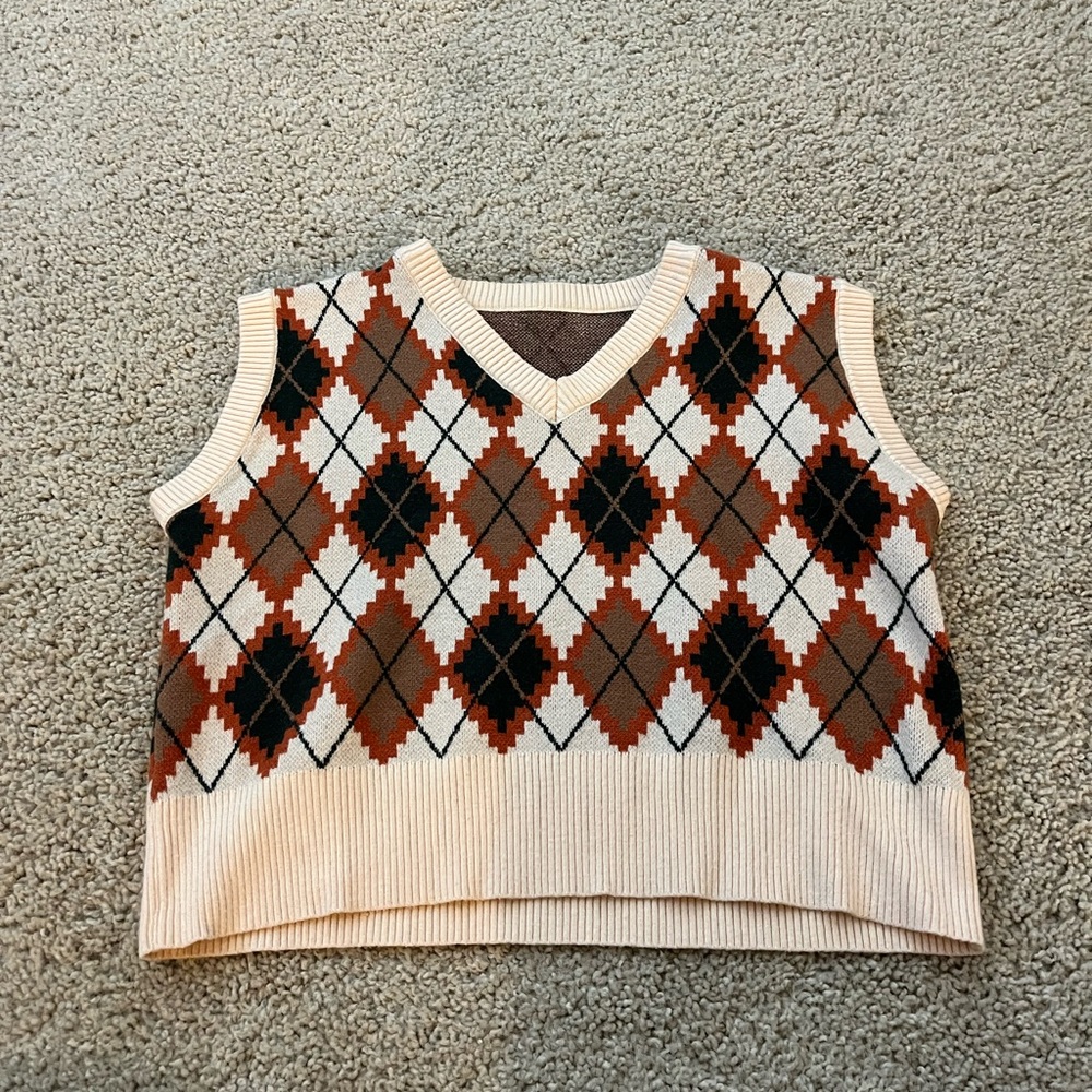 Super cute sweater vest